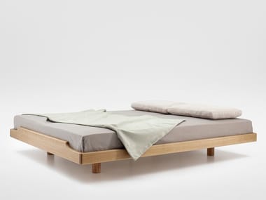 ECLAIR PETIT - Solid wood bed by Zeitraum