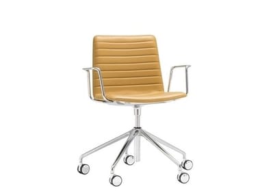 FLEX HIGH BACK SO1659 - Upholstered office chair with armrests with 5-Spoke base by Andreu World