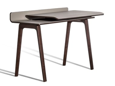 IREN - Secretary desk in solid wood and top covered in leather by Poltrona Frau