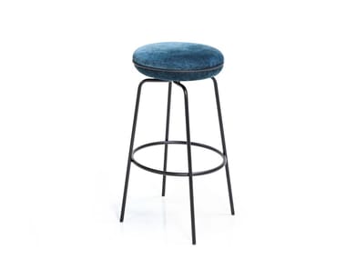 MERWYN - Upholstered barstool with footrest by Wittmann