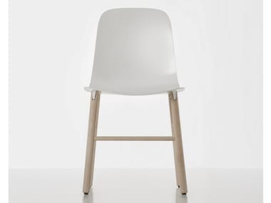 SHARKY - Polyurethane chair by Kristalia