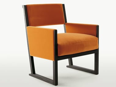 MUSA - Upholstered fabric armchair with armrests by Maxalto