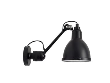 304 XL Outdoor Seaside - Adjustable steel outdoor wall lamp by DCW Editions