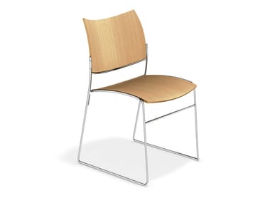 CURVY - Sled base wooden chair by Casala