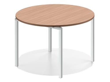 LACROSSE V - Round wooden meeting table by Casala