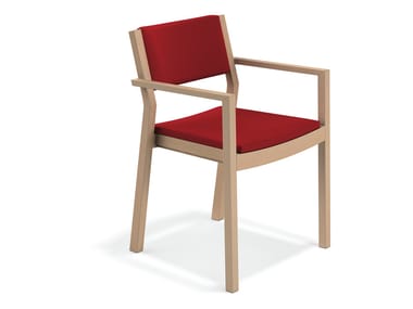 WOODY - Upholstered chair with armrests by Casala