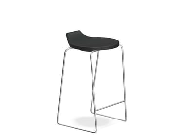 RAVELLE I - Low sled base stool by Casala