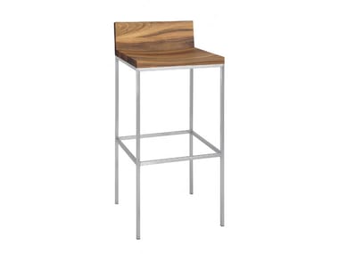 GRACE - Wooden barstool by e15