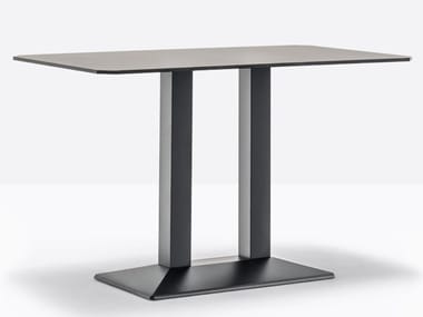 QUADRA 4560 - Bistro side table by Pedrali