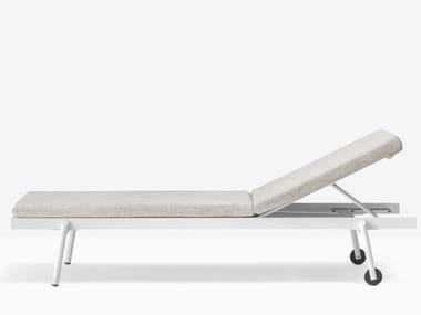 RAIL RAIL/2 - Recliner sun lounger with castors by Pedrali