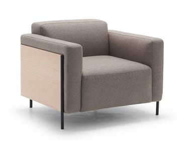 RAP BU1135 - Upholstered armchair with armrests by Andreu World