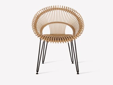 ROXY - Wicker garden chair with armrests by Vincent Sheppard