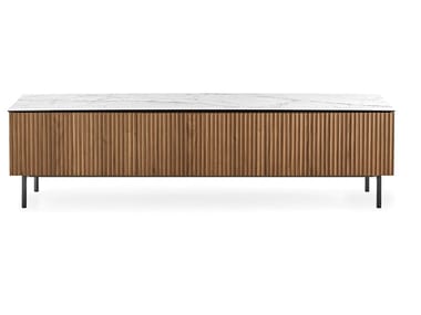 UNIVERSAL - Low wooden TV cabinet with doors by Calligaris