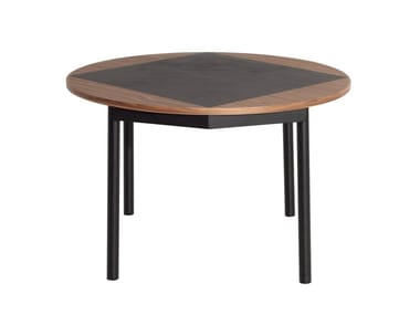 TAVLA - Round walnut table by Petite Friture