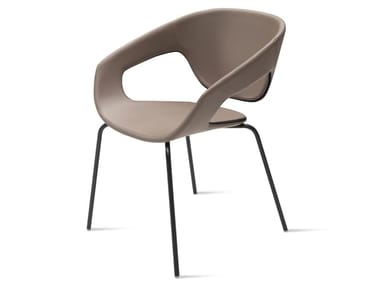 VAD IMPILABILE IMBOTTITA - Upholstered fabric chair with armrests by Casamania & Horm