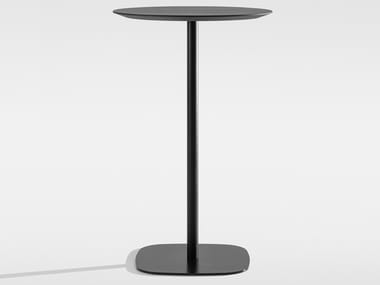 VERMU HIGH - Round solid wood high table by Zeitraum