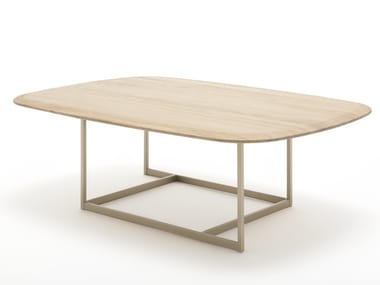 ROLF BENZ 932 - Rectangular wooden coffee table by Rolf Benz