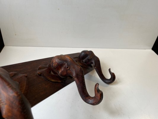 Hand-Carved Elephant Coat or Towel Rack in Dark Wood, 1930s-LCR-1383547