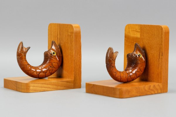 Hand Carved Sturgeons Wooden Bookends, Germany, 1970s, Set of 2-KEG-1369947