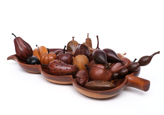 Hand-Carved Wooden Tropical Fruit Basket, 1985, Set of 21-GCG-1377244