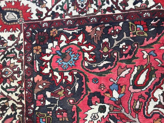 Hand Knotted Bakhtiar Rug-YMM-1061949