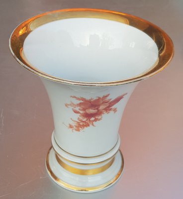 Hand-Painted Gilded Porcelain Funnel Vase from Fürstenberg-QDP-1015081