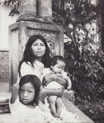 Hanna Seidel, Ecuadorian Mother, 1960s, Black and White Photograph-DYV-1403266