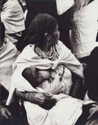 Hanna Seidel, Ecuadorian Mother and Child, 1960s, Black and White Photograph-DYV-1403265