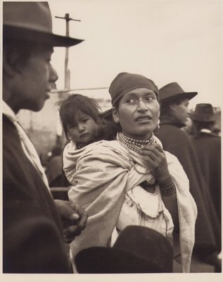 Hanna Seidel, Ecuadorian Mother at Market, Black and White Photograph, 1960s-DYV-1396072