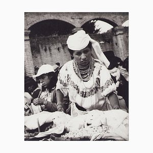 Hanna Seidel, Ecuadorian Woman at Market, 1960s, Black and White Photograph-DYV-1401408