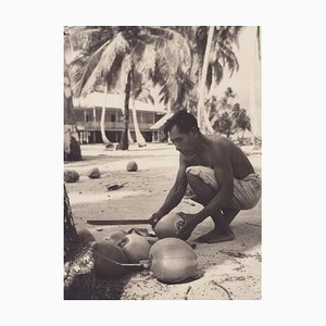 Hanna Seidel, Panaman Man with Coconut, Black and White Photograph, 1960s-DYV-1382420