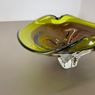 Heavy Multicolor Murano Glass Centerpiece Bowl With Shell Element Murano, Italy, 1970s-QZ-1298045