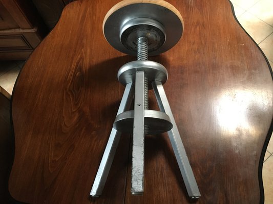 Height Adjustable Tripod Stool, 1970s-WQQ-1033037