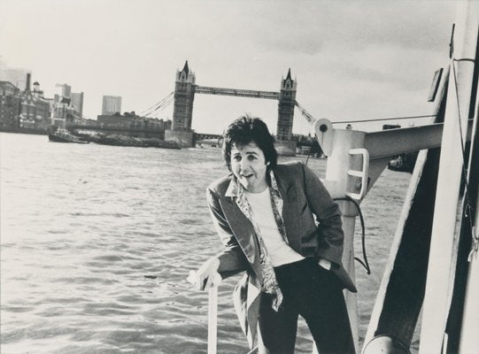 Henry Grossman, Paul McCartney, London Bridge, Black and White Photograph, 1970-DYV-1428265