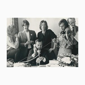 Henry Grossman, The Beatles, Office, Black and White Photograph, 20,7 X 25,4 Cm 1970, 1970s, Brass-DYV-1436939