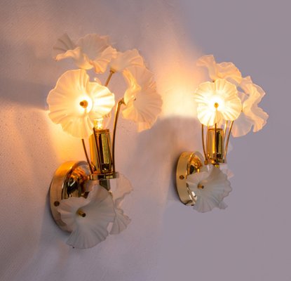 Hibiscus Brass Wall Sconces with Glass Flowers, Italy, 1970s, Set of 2-DEK-932439