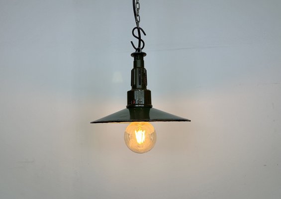 Industrial Enameled Military Pendant Lamp with Cast Aluminium Top, 1960s-CGF-1703764