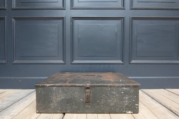 Industrial Metal Box-TAT-1340808