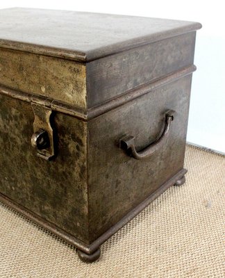 Iron Privateer's Chest, 18th Century-RVK-998549