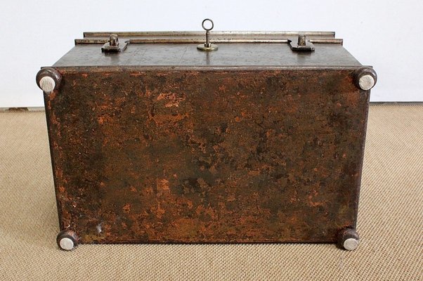 Iron Privateer's Chest, 18th Century-RVK-998549