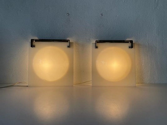 Italian Acrylic Glass Bubble Wall Lamps, Italy, 1960s, Set of 2-RDS-1425601