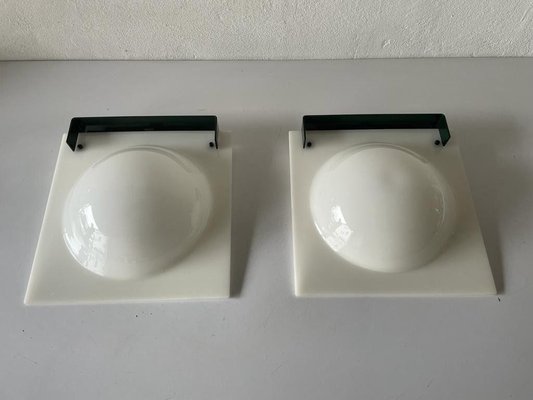 Italian Acrylic Glass Bubble Wall Lamps, Italy, 1960s, Set of 2-RDS-1425601