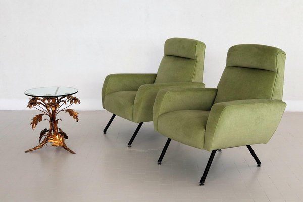 Italian Armchairs in Green Velvet, 1960s, Set of 2-VNE-966128