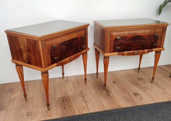 Italian Art Deco Nightstands in Walnut with Glass Top, Set of 2-EUP-1018329