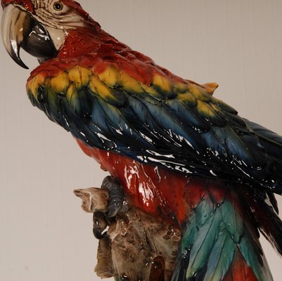 Italian Art Deco Porcelain Macaw or Parrot in the style of Cacciapuoti for Capodimonte, Early 20th Century-GOE-1403004