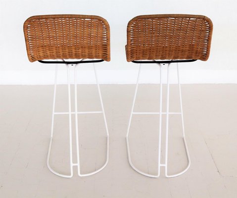 Italian Barstools in Wicker and Metal from Cidue, 1980s, Set of 2-VNE-966131