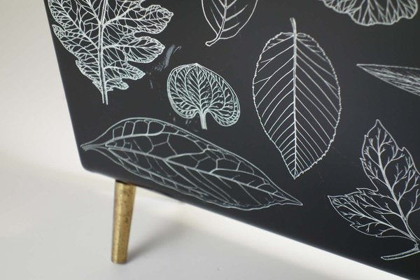 Italian Black & White Leaf Metal Magazine Rack by Piero Fornasetti, 1960s-KGD-2032172