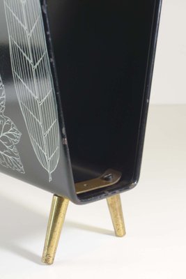 Italian Black & White Leaf Metal Magazine Rack by Piero Fornasetti, 1960s-KGD-2032172