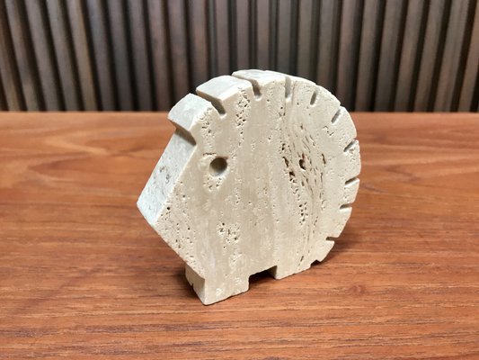 Italian Brutalist Travertine Hedgehog Figurines or Table Sculptures from Fratelli Mannelli, 1970s, Set of 2-JP-965100