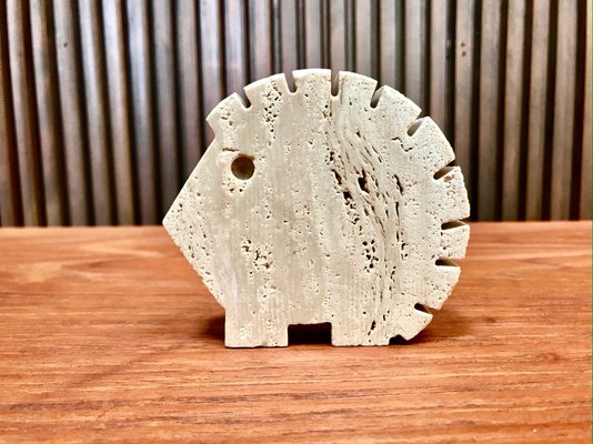 Italian Brutalist Travertine Hedgehog Figurines or Table Sculptures from Fratelli Mannelli, 1970s, Set of 2-JP-965100